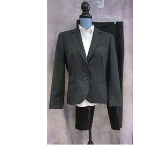 Jones New York Suit Blazer & Pants Gray w/ Gold 10